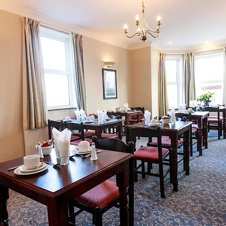 Bay View Guest House And B&B Maison d'hôtes 3*