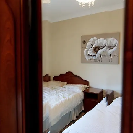 Bay View Guest House And B&B 3*