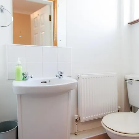 Bay View Guest House And B&B 3*