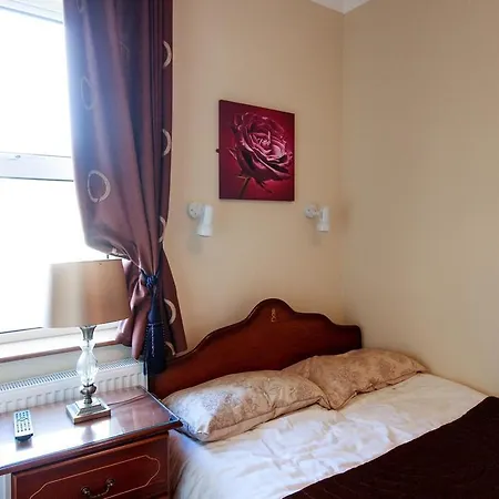 Bay View Guest House And B&B 3*