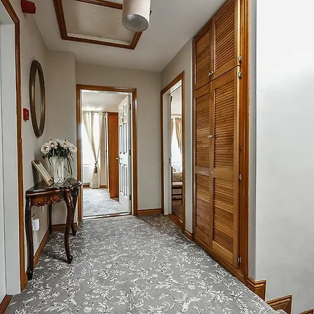 Gasthof Bay View Guest House And B&B