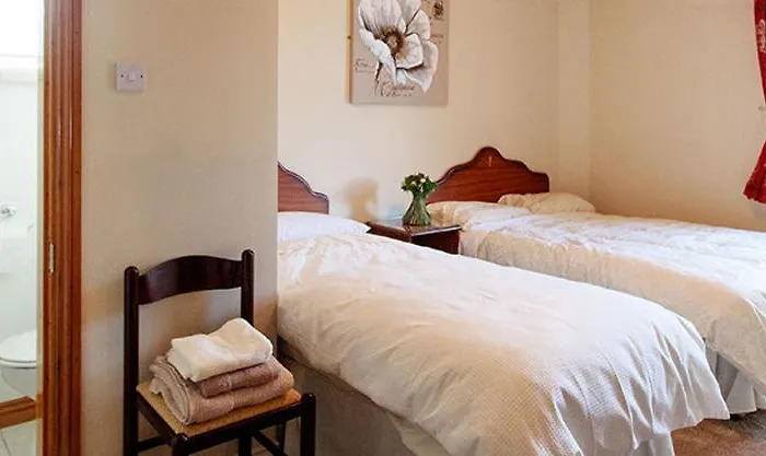 Гостевой дом Bay View Guest House And B&B