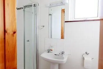 Bay View Guest House And B&B Голуэй