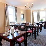 Bay View Guest House And B&B Affittacamere 3*