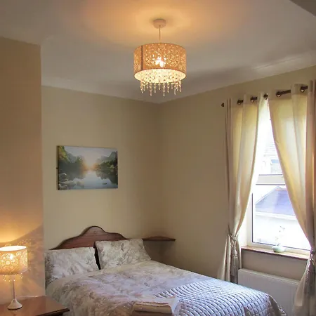 Bay View Guest House And B&B Casa de hóspedes 3*