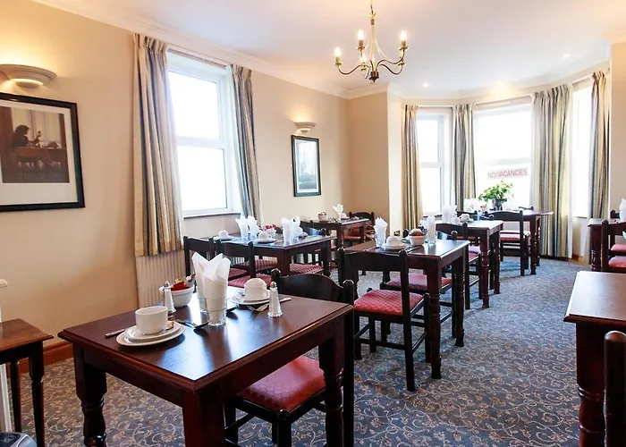 Bay View Guest House And B&B 게스트하우스 3*