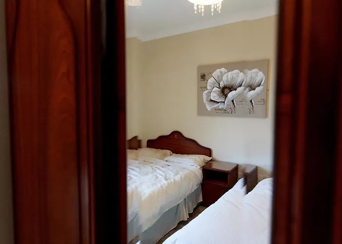 Bay View Guest House And B&B 3*