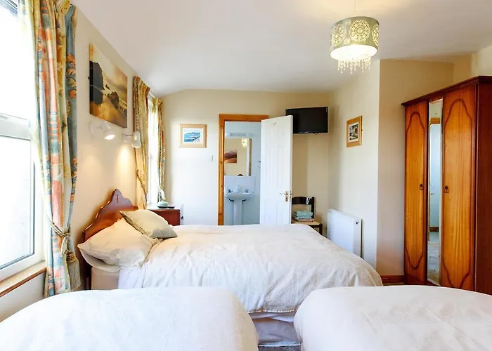 Bay View Guest House And B&B 3*