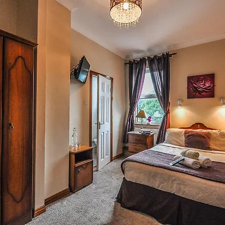 בית הארחה Bay View Guest House And B&B גלוואיי