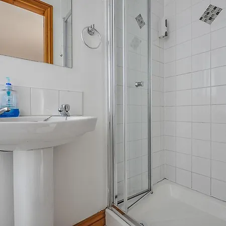 בית הארחה Bay View Guest House And B&B גלוואיי
