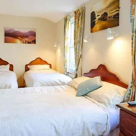 Bay View Guest House And B&B 3* גלוואיי