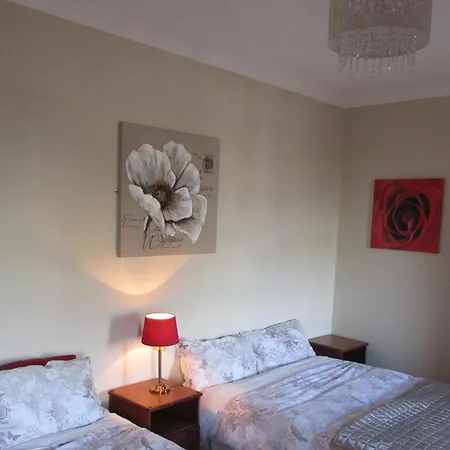 בית הארחה Bay View Guest House And B&B 3*
